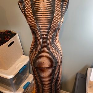 Beautiful classy AF dress.